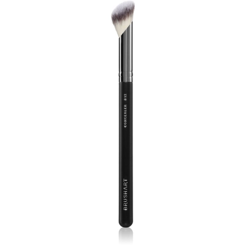BrushArt Professional B12 Angled concealer brush четка за коректор B12 1 бр.