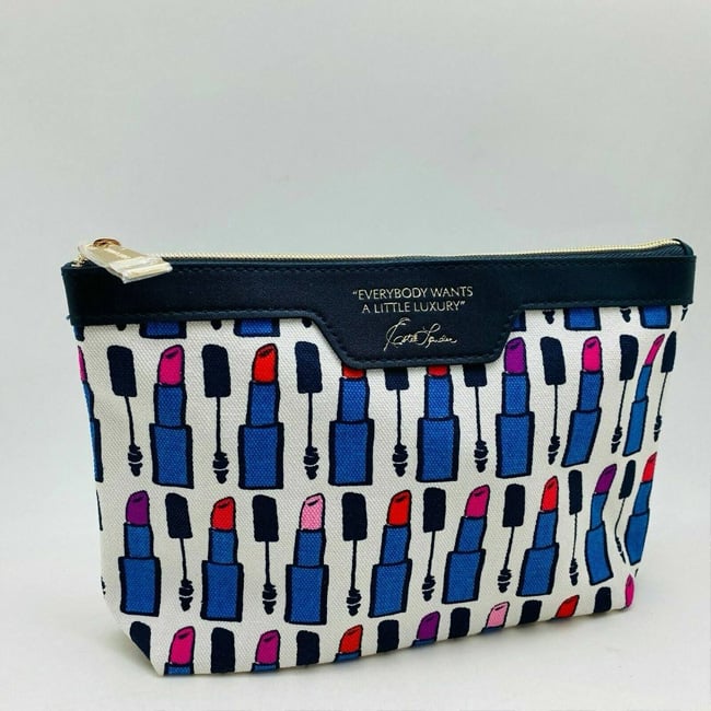 Дамска козметична чанта Estee Lauder, Размери 23 x 15 cм