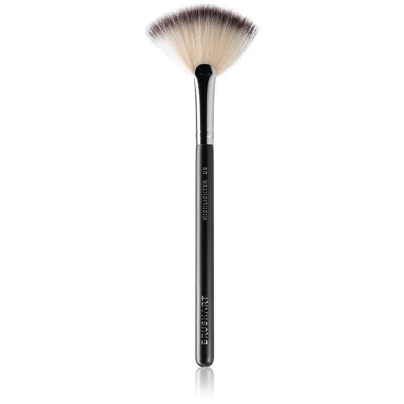 BrushArt Professional B5 Highlighter brush четка за озарител B5 - Грим - Сравни цени от 1 магазин с безплатна доставка