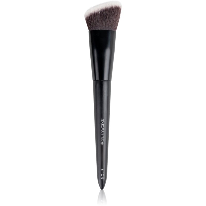 Brushworks Angled Flat Top Foundation Buffing Brush плоска четка за грим тип NO. 9 - Грим - Сравни цени от 1 магазин с безплатна доставка