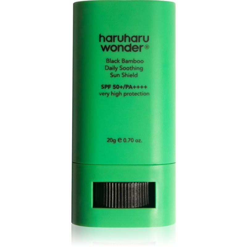Haruharu Wonder Black Bamboo Daily Soothing Sun Shield слънцезащитен крем в стик с успокояващ ефект SPF 50+