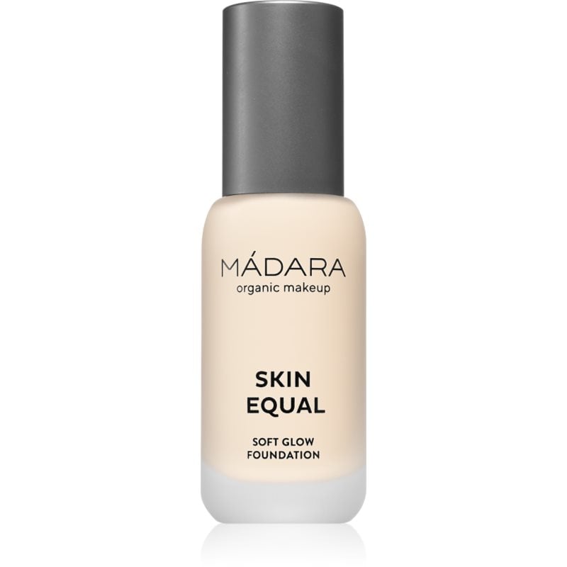 MÁDARA Skin Equal озаряващ фон дьо тен за естествен вид SPF 15