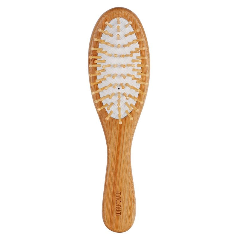 Magnum Natural четка за коса от бамбуково дърво 317