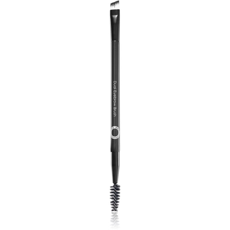Oriflame The One четка за вежди и очна линия с четка - Грим - Сравни цени от 1 магазин с безплатна доставка