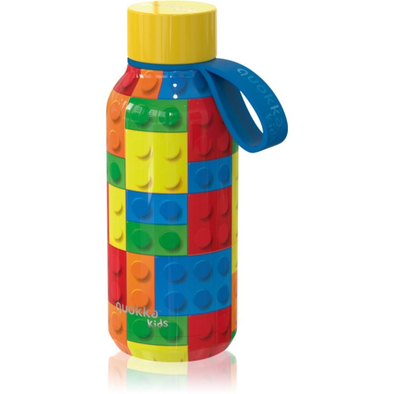 Quokka Solid Kids термобутилка със закачалка Color Bricks