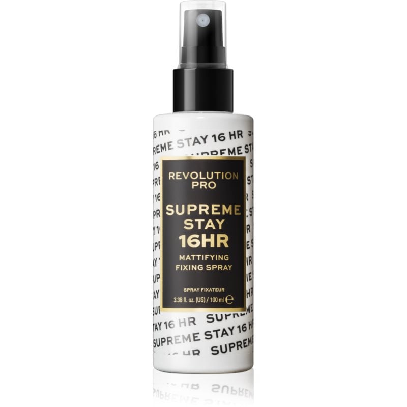 Revolution PRO Supreme матиращ и фиксиращ спрей върху фон дьо тен