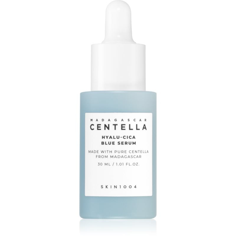 SKIN1004 Madagascar Centella Hyalu-Cica Blue Serum интензивен хидратиращ серум за успокояване и подсилване на чувствителната кожа