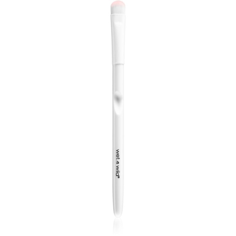 Wet n Wild Essential Small Eyeshadow Brush четка за сенки за очи - малка