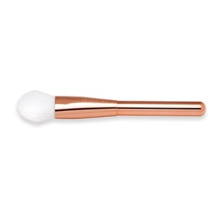 Makeup Revolution Ultra Metals Sculpt Blush Brush четка за руж - Грим - Сравни цени от 1 магазин с безплатна доставка